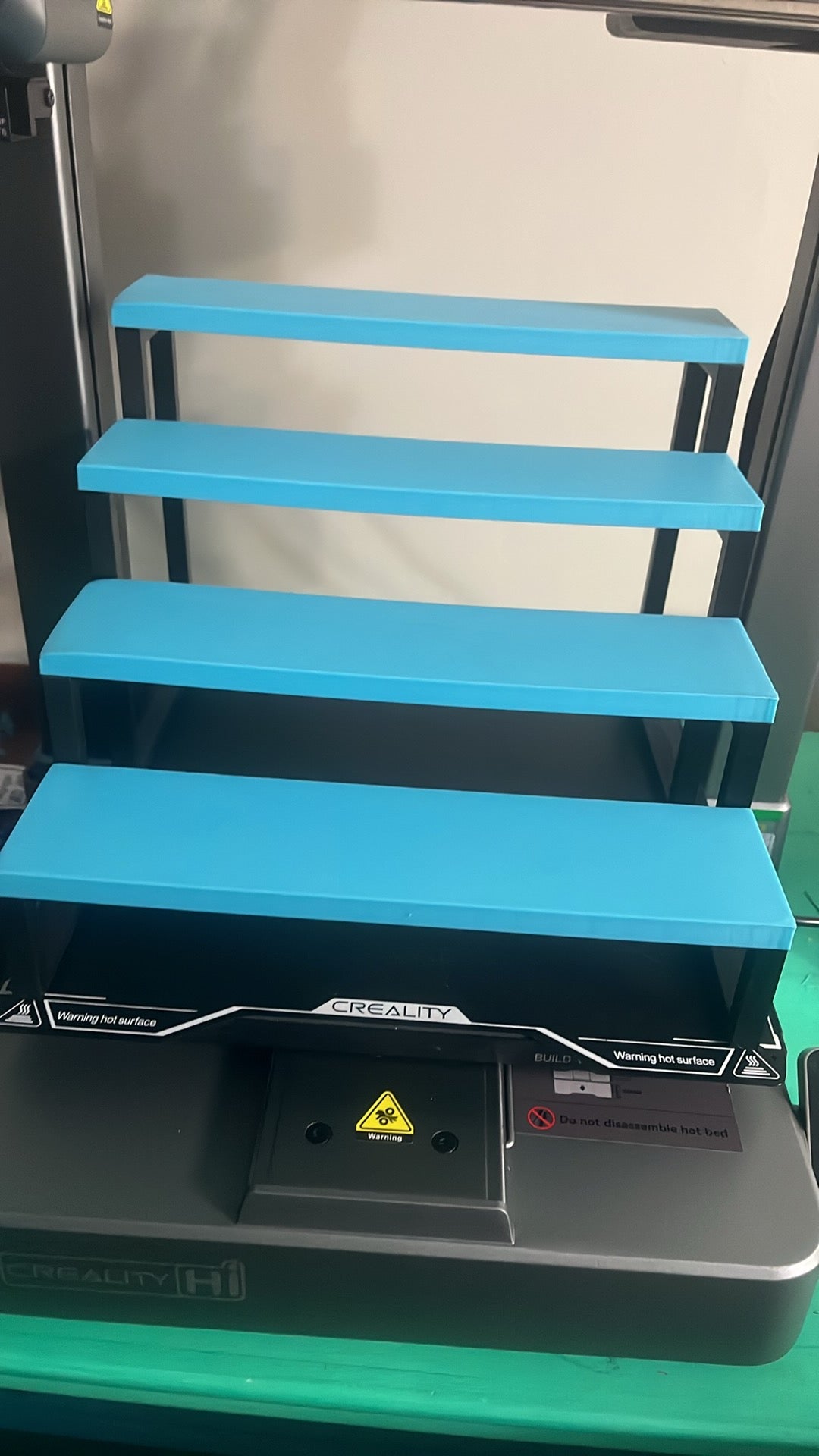 Display shelf’s